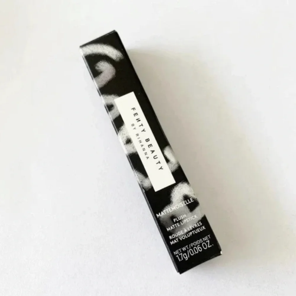 MATTEMOISELLE PLUSH MATTE LIPSTICK - Ya Dig? Hard to find shade